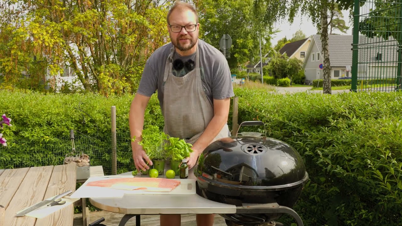 Grillad lax med lime och örter