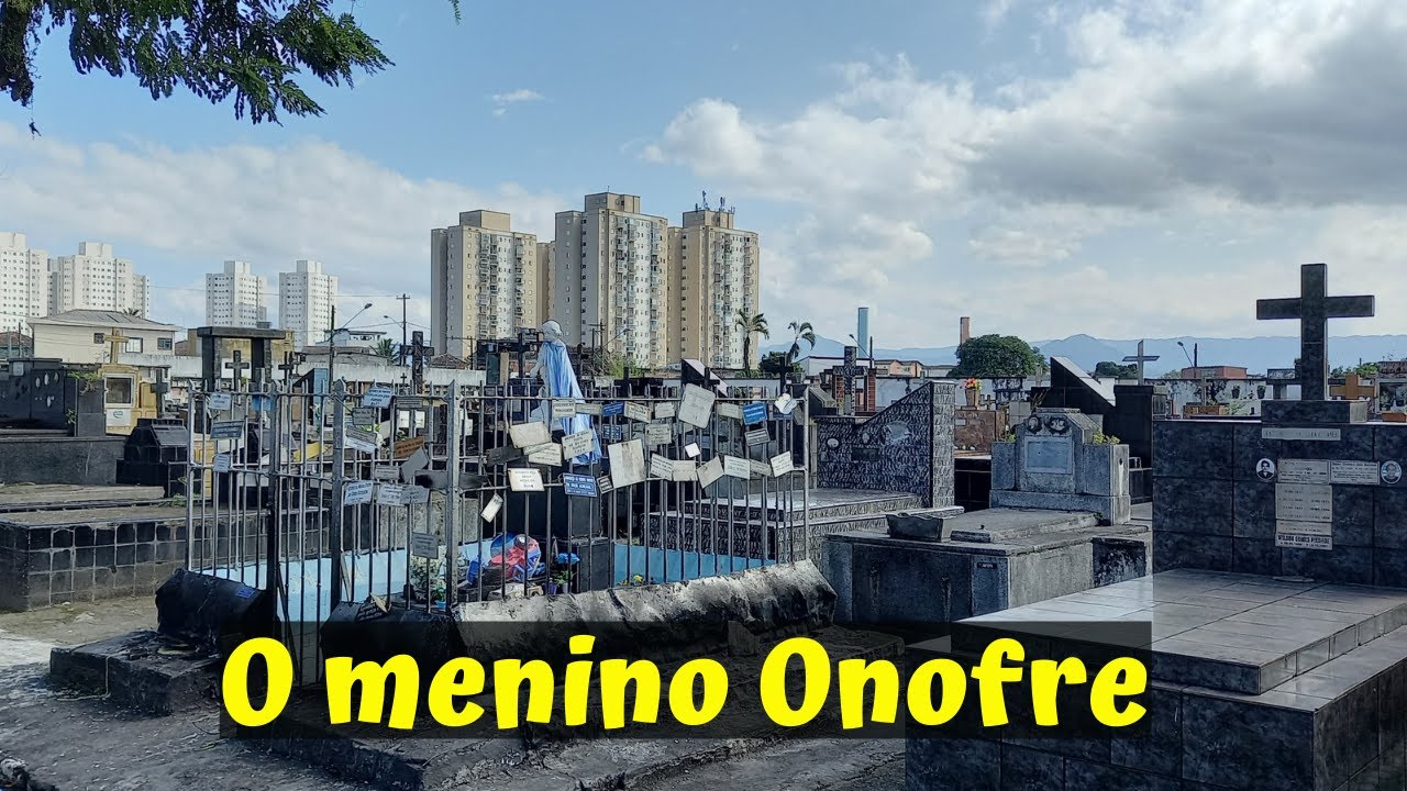 Cemitério Areia Branca em Santos , onde está sepultado o menino Onofre .