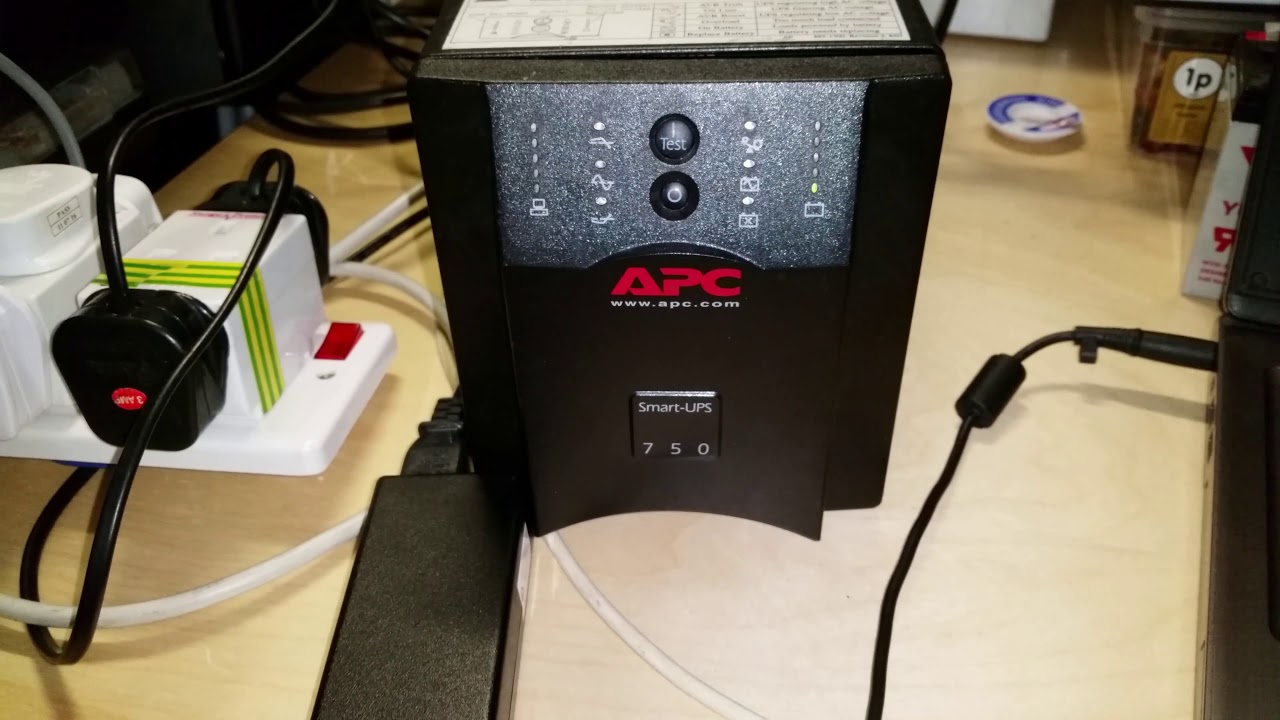 APC Smart-UPS 750 с новыми батареями и повторной калибровкой — резервный сетевой источник питания...