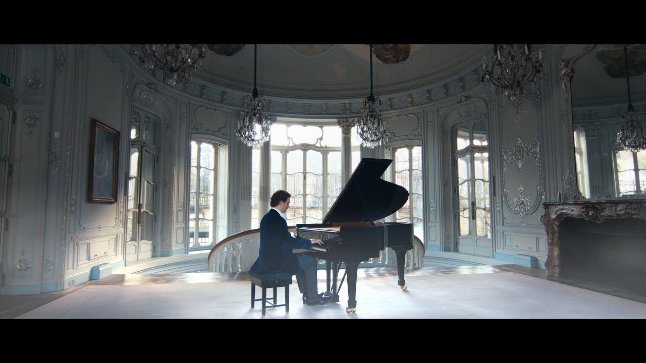Valse Bohémienne - Luke Faulkner