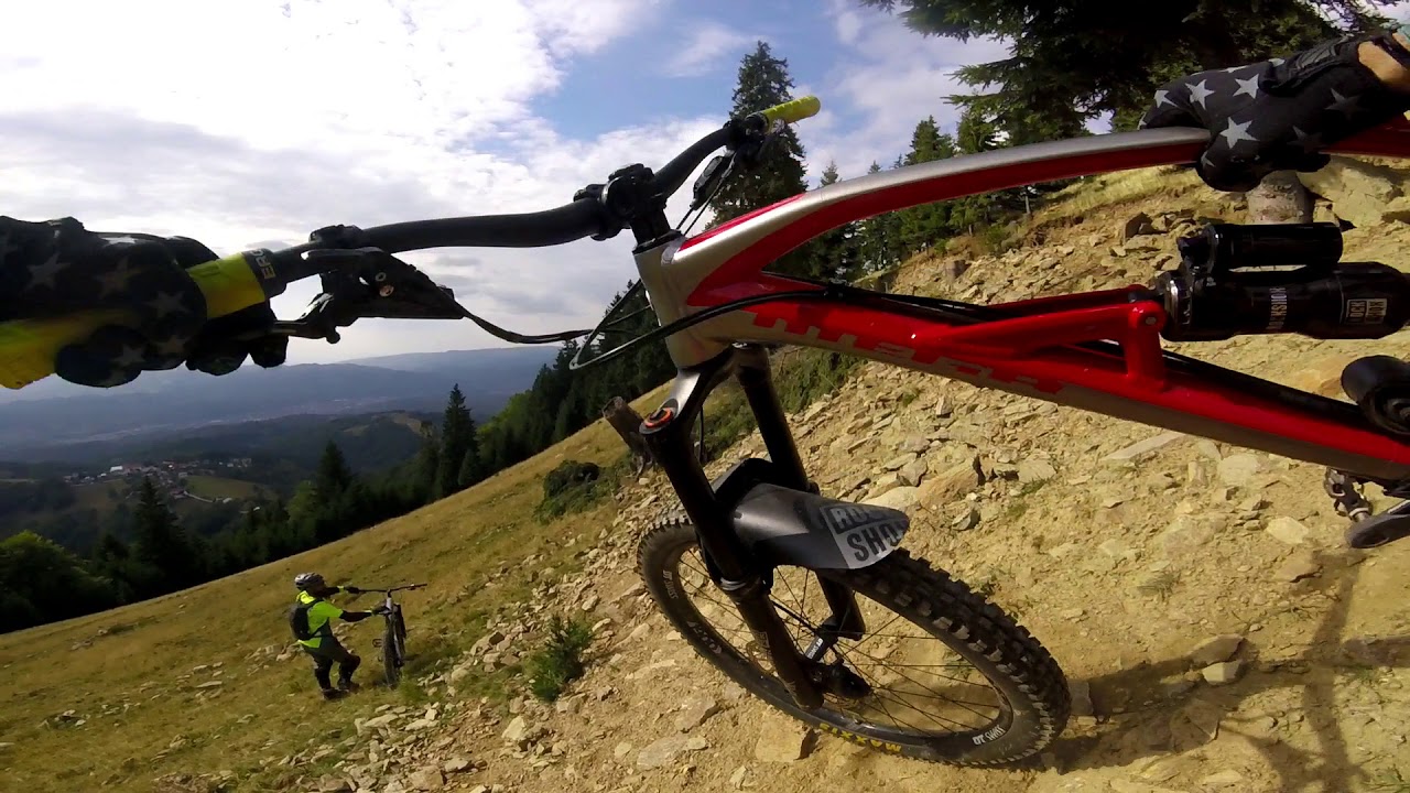 BALAUREALA PE UN TRASEU AMENAJAT, PARANG MOUNTAINS - FOX MTB TRAIL