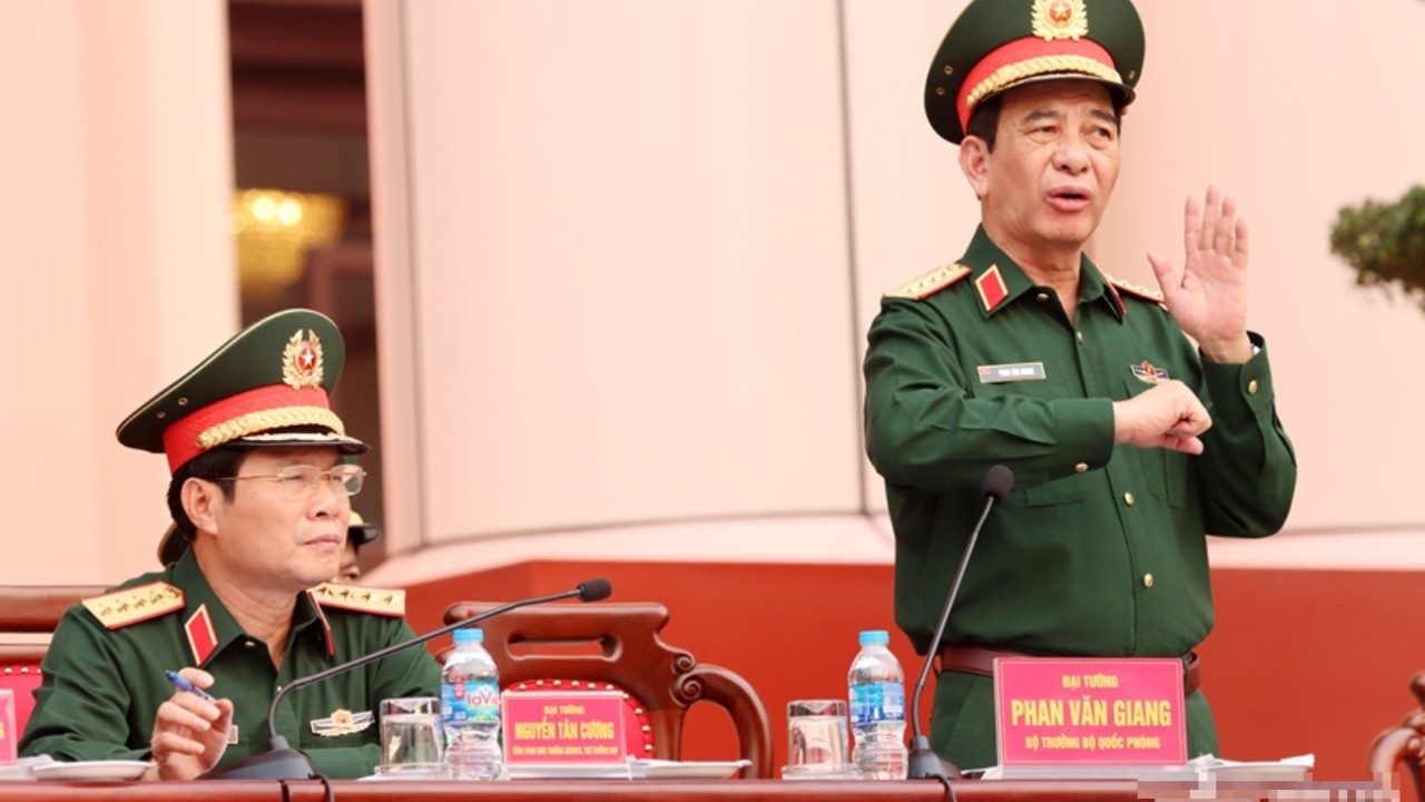 ĐT Phan Văn Giang v&agrave; Nguyễn T&acirc;n Cương, hiện tại & tương lai NTN? Tranh c&atilde;i nảy lửa!
