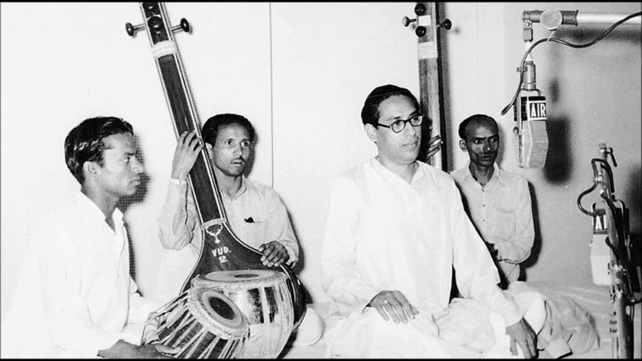 Ustad Amir Khan  --  Beragi Bhairav .