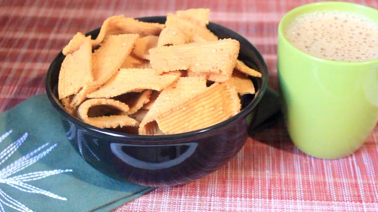DIWALI SNACK GARLIC SEEVAL / GARLIC RIBBON PAKODA #diwalisnacks #ribbonpakoda