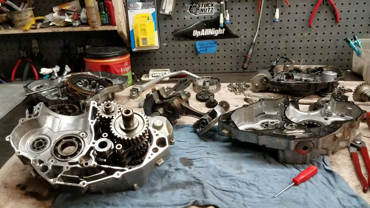 1:11 CRF450R Full Motor Rebuild 2017-2024 (Part 1). New crank and piston on this Honda engine.