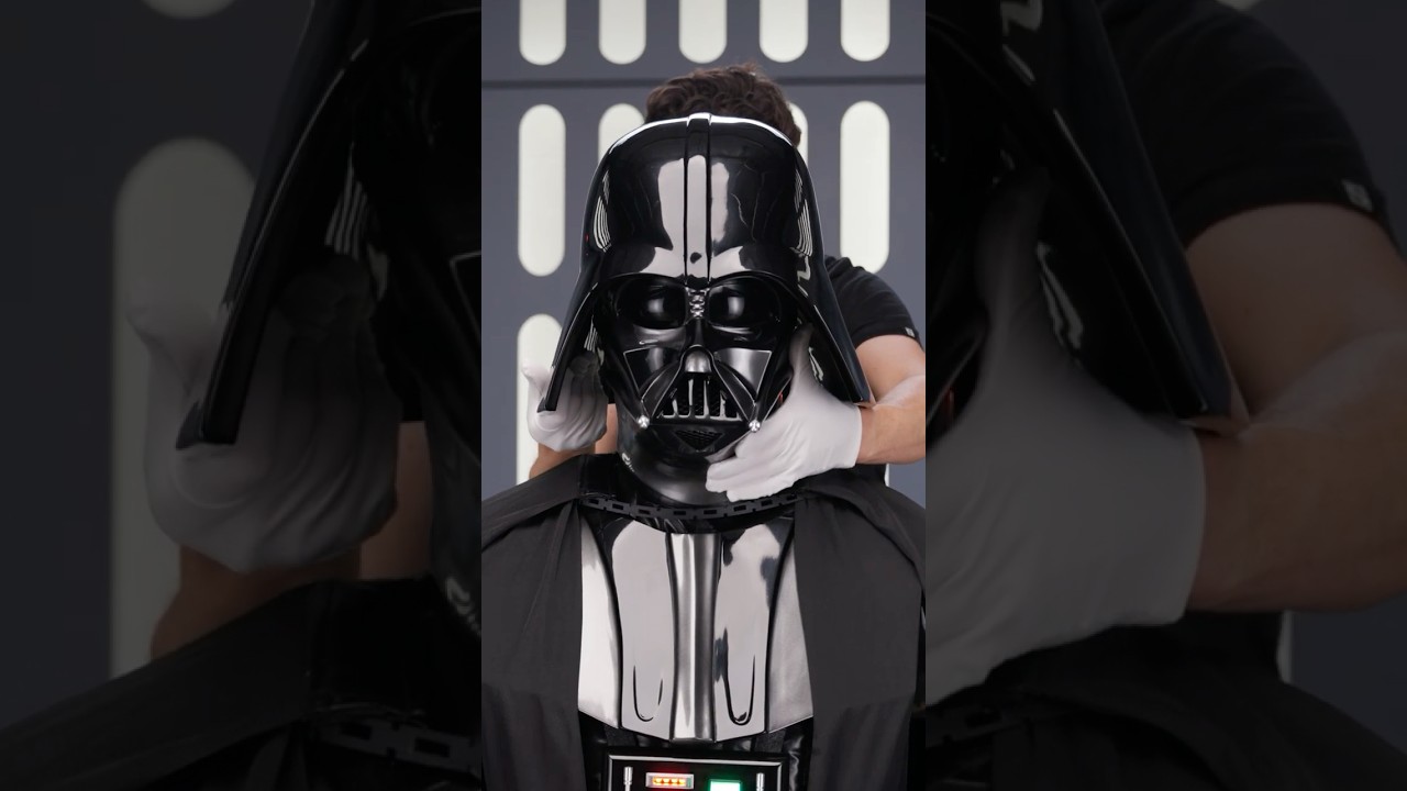 LIFE SIZE Darth Vader Unboxing 🔥