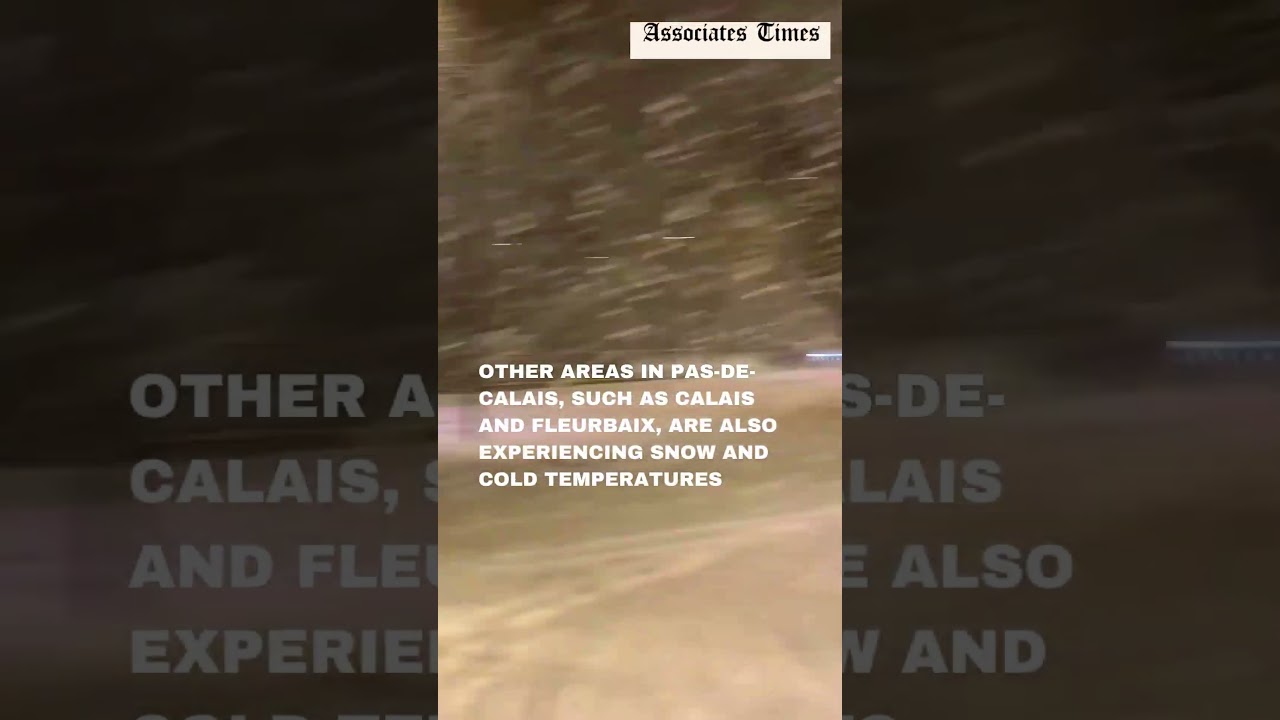 There are intense snow showers west of B&eacute;thune in Pas-de-Calais, France.