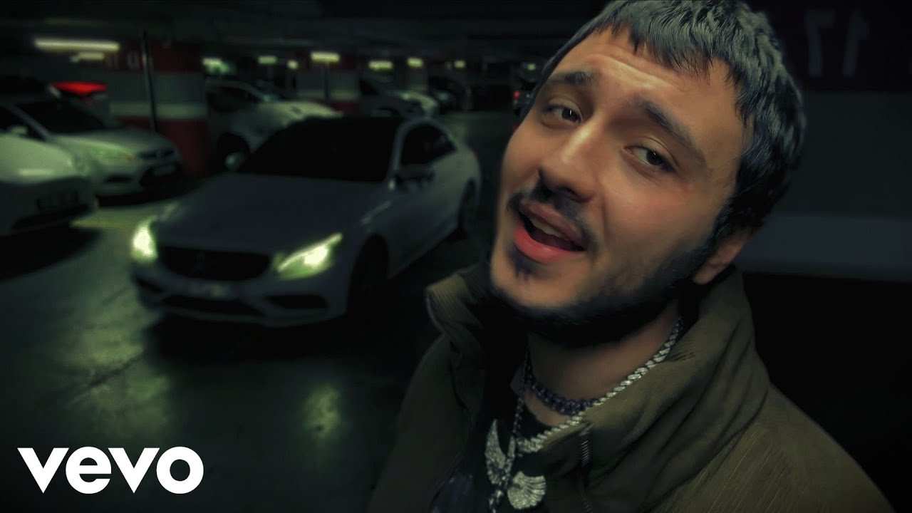 CUMARTESI [OFFICIAL MUSIC VIDEO]