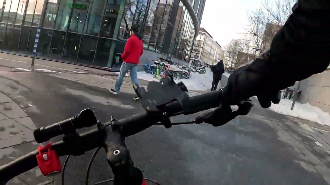 Vintercykling   varierande kvalitet på plogningen