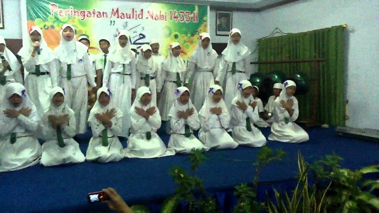 NASYID SHALAWAT SD ISLAM AL AZHAR 25 SEMARANG.MOV