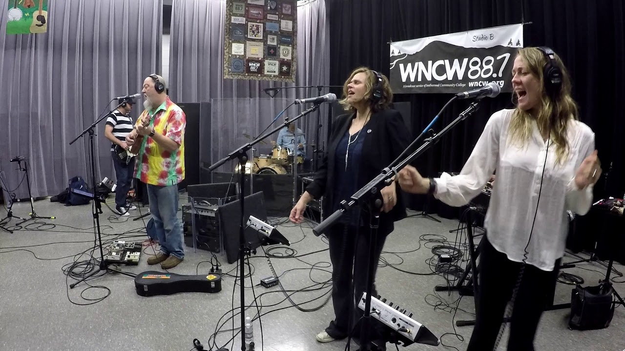 Shinyribs - 
