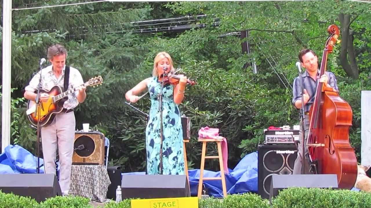 Hot Club of Cowtown - "Take Me Back To Tulsa" - CHIRP, Ridgefield, CT, 7.25.13