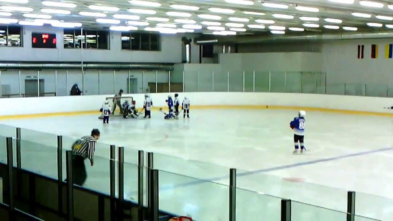 ХК Брест-ХК Раубичи.Команда 2004г.р.Игра 08.12.2013г. 2-й период.