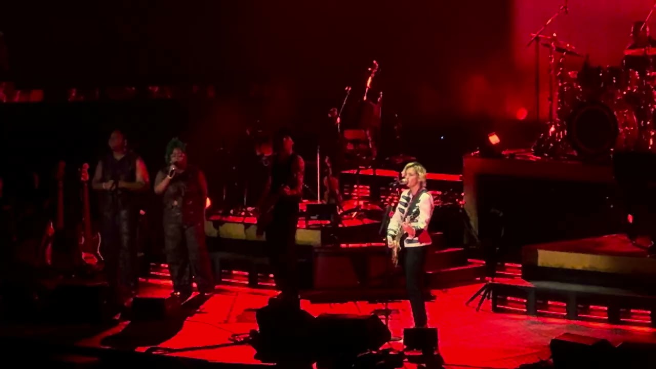 NO ONE KNOWS US - BRANDI CARLILE