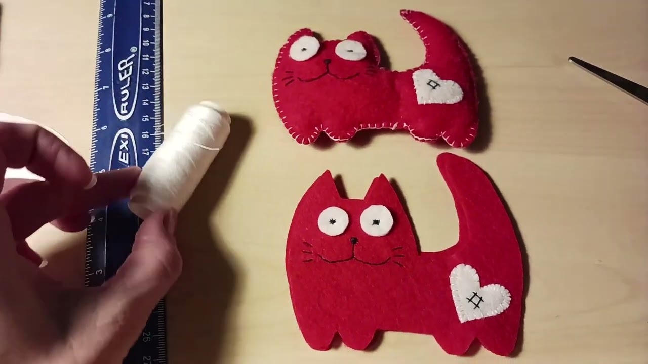Staffy Felt Cat Craft 2TECH AUDIO