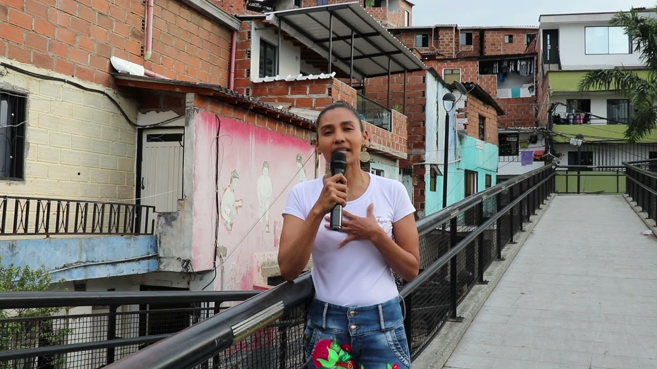 El Arte y la Cultura como Impulsores del Cambio en la Comuna 1