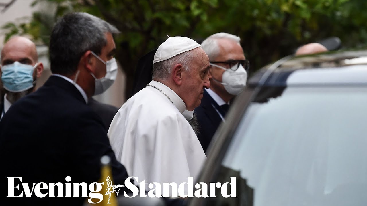 Greek priest yells 'heretic' as Pope Francis passes