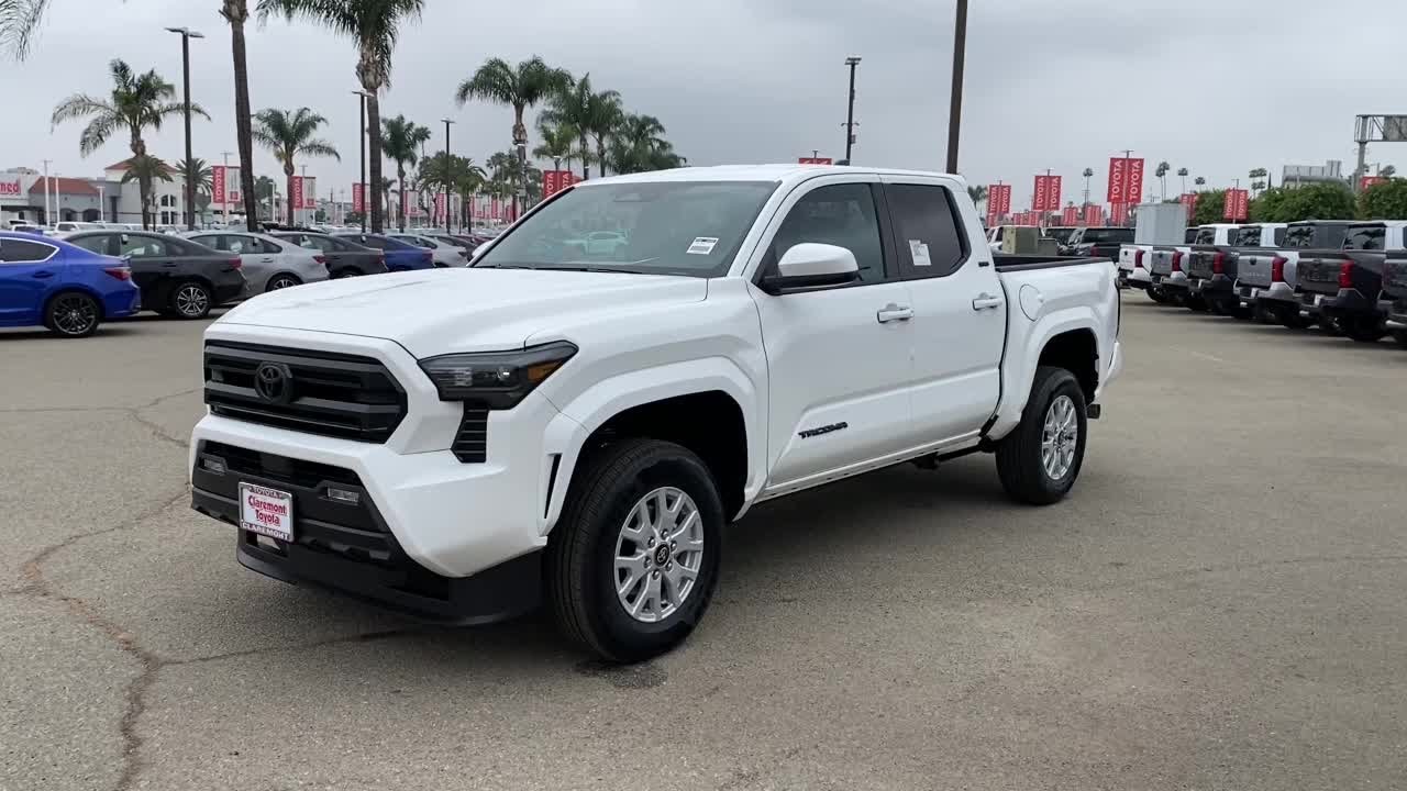 2025 Toyota Tacoma SR5  CA
