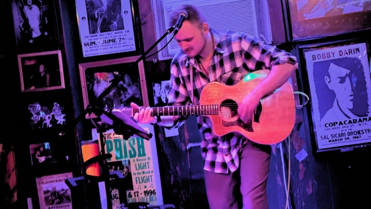 Diamonds On the Soles of Her Shoes | 1/4/26 - Bernie's Hillside Lounge - Chester, NJ | Declan O'Hara