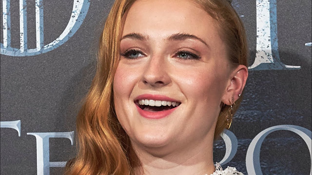 Game Of Thrones Star On Social Media, Politics And Hollywood