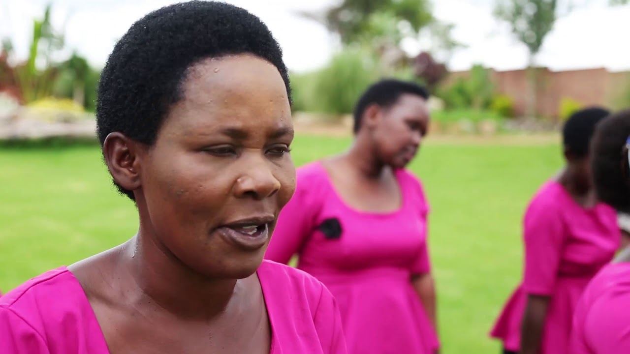 BIRASHOBOKA by Urumuri choir  dufashe nawe guhumuriza abafite imitima ihangane no gutoza abarira..