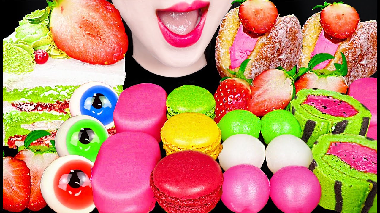ASMR STRAWBERRY DESSERT DONUT CAKE 노티드 딸기 도넛 디저트 케이크 먹방 MUKBANG, EATING