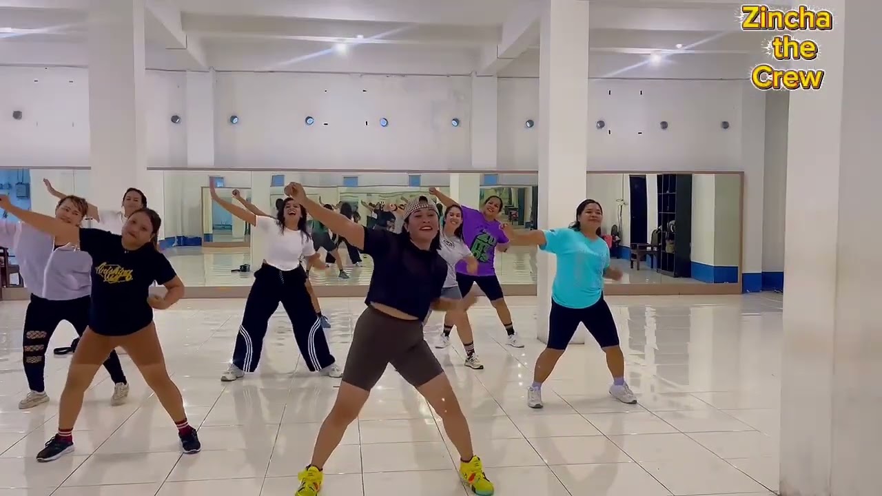Gimmie Gimmie || ZiNChaN🐬 crew || Zumba Fitness