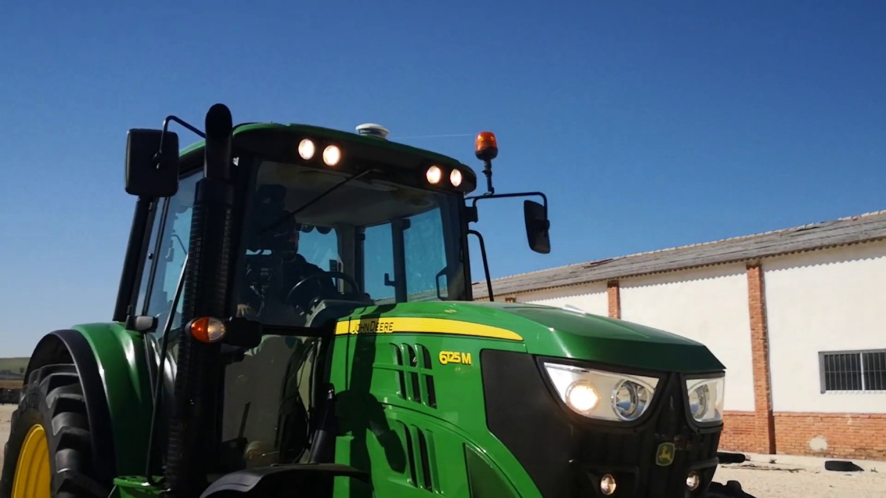 Tractor John Deere 6125M | AgroAnuncios.es