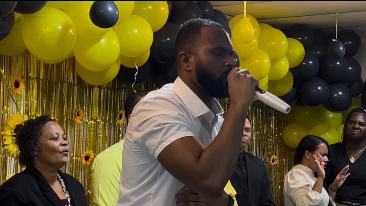 Moisés Soter - Mini Vigília na Adeon (medley)