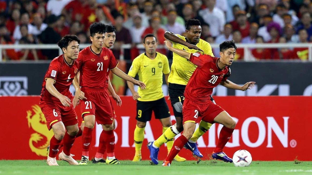 Khi Vị Vua Đông Nam Á Hiên Ngang Vào Hang Hổ Của Malaysia Và Làm Câm Lặng 10 Vạn Khán Giả Của Bầy Hổ