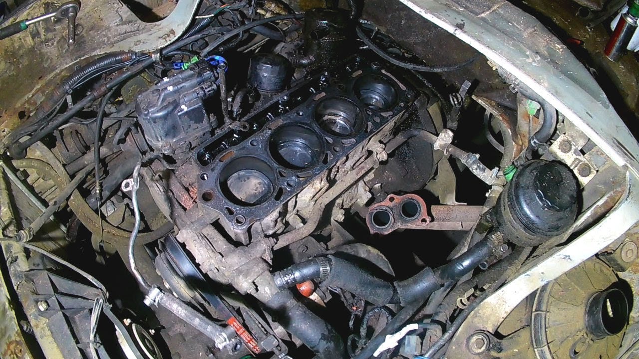 Разбираем двигатель toyota lite ace, внутри жесть