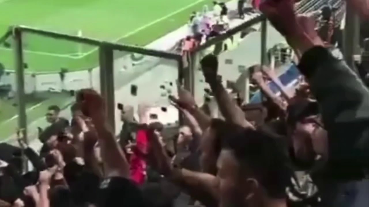 11 maggio 2001 &egrave; quella data...CORO MILAN