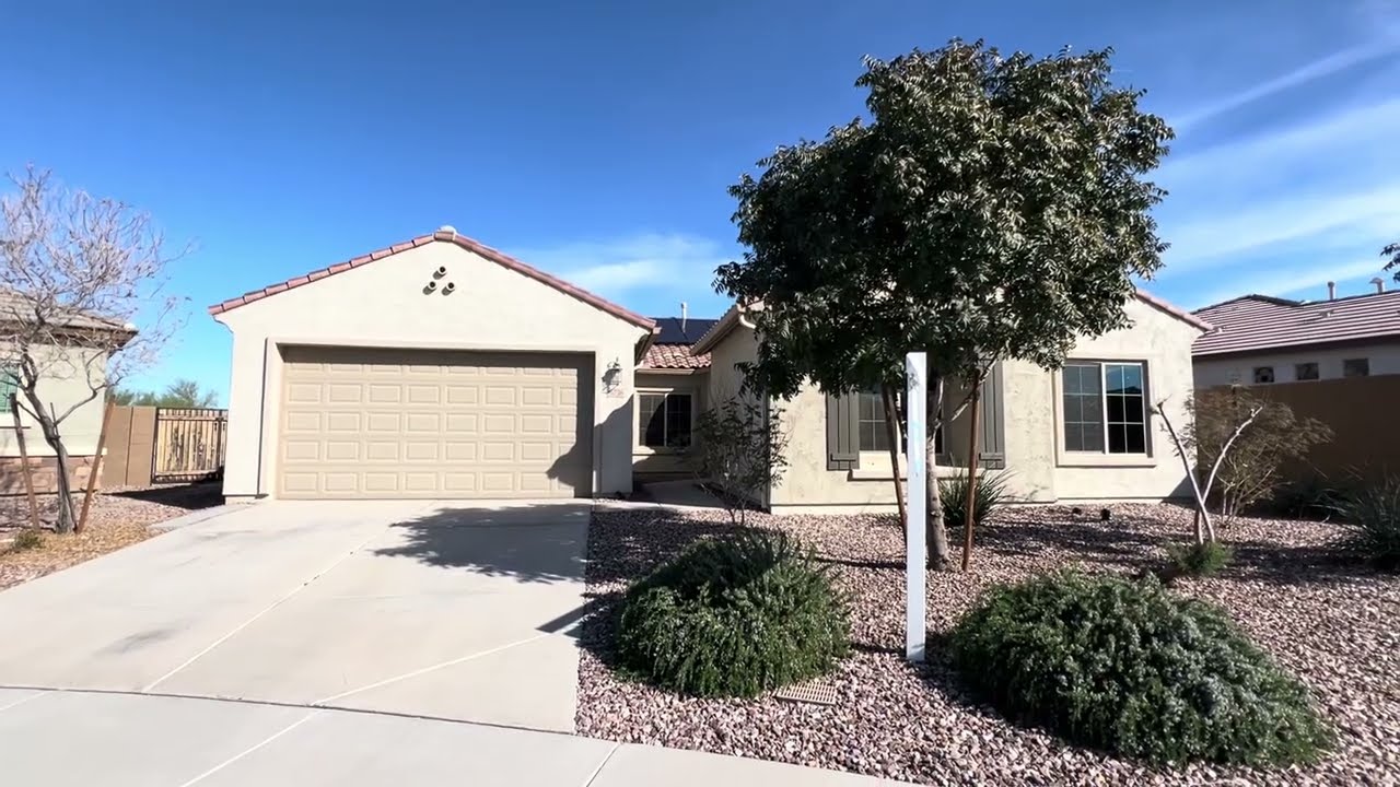 5736 W Heritage Ct - 4 спальни, 2 ванные комнаты плюс кабинет - Anthem at Merrill Ranch!