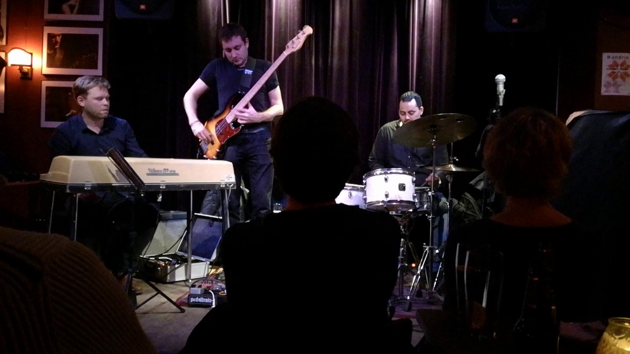 Hans Ulrik, Heine Hansen, Zoltan Csörsz and Thomas Fonnesbæk at La Fontaine