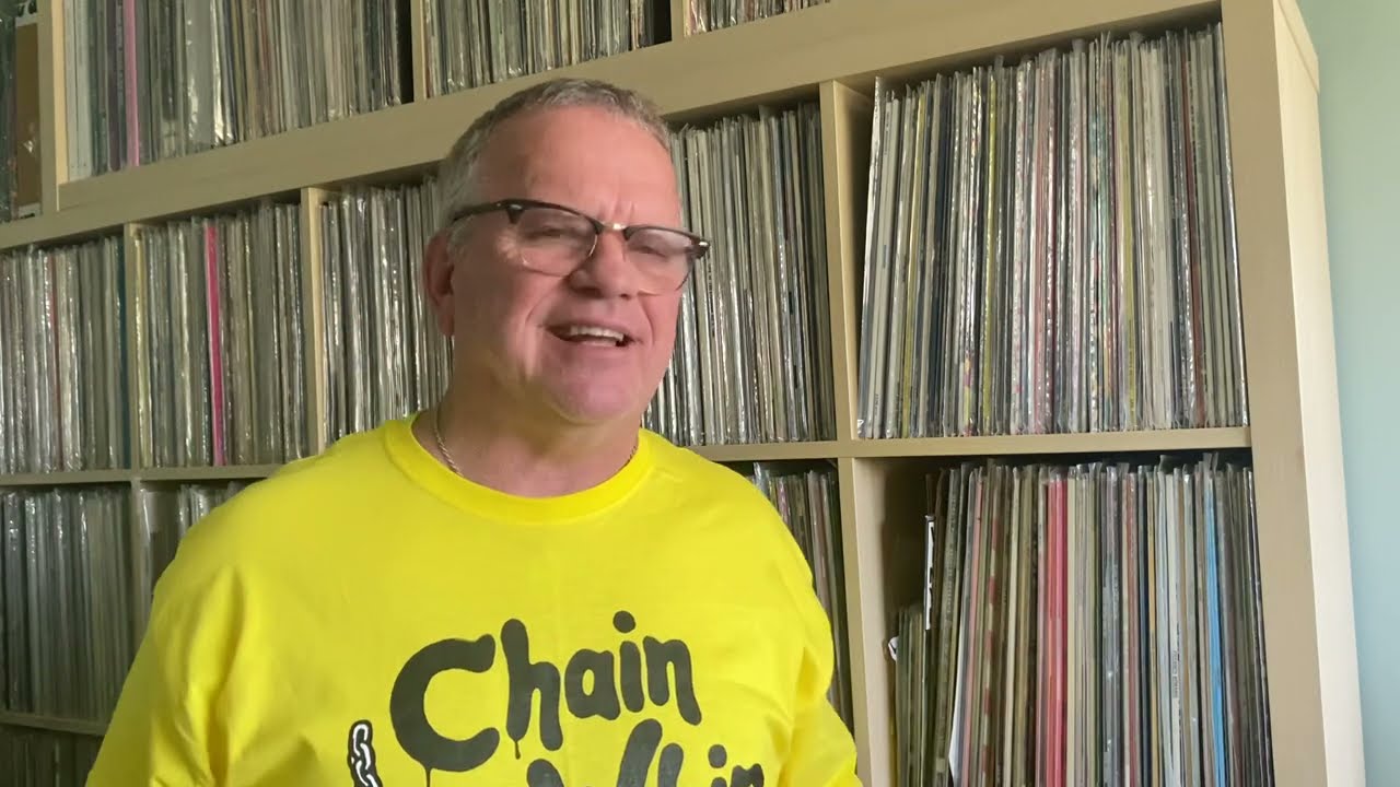 The Canadian Vinyl Tag
