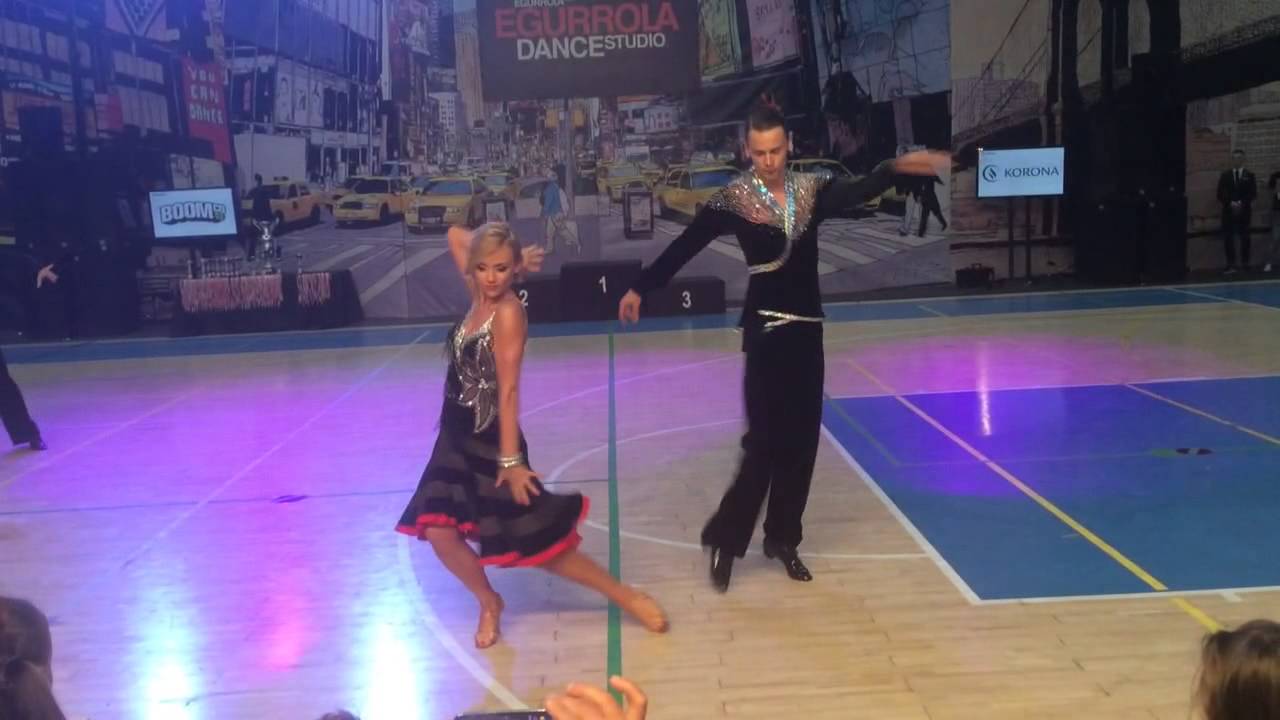 Pokaz ProAm chacha - Ania Szwajda i Michał Kot