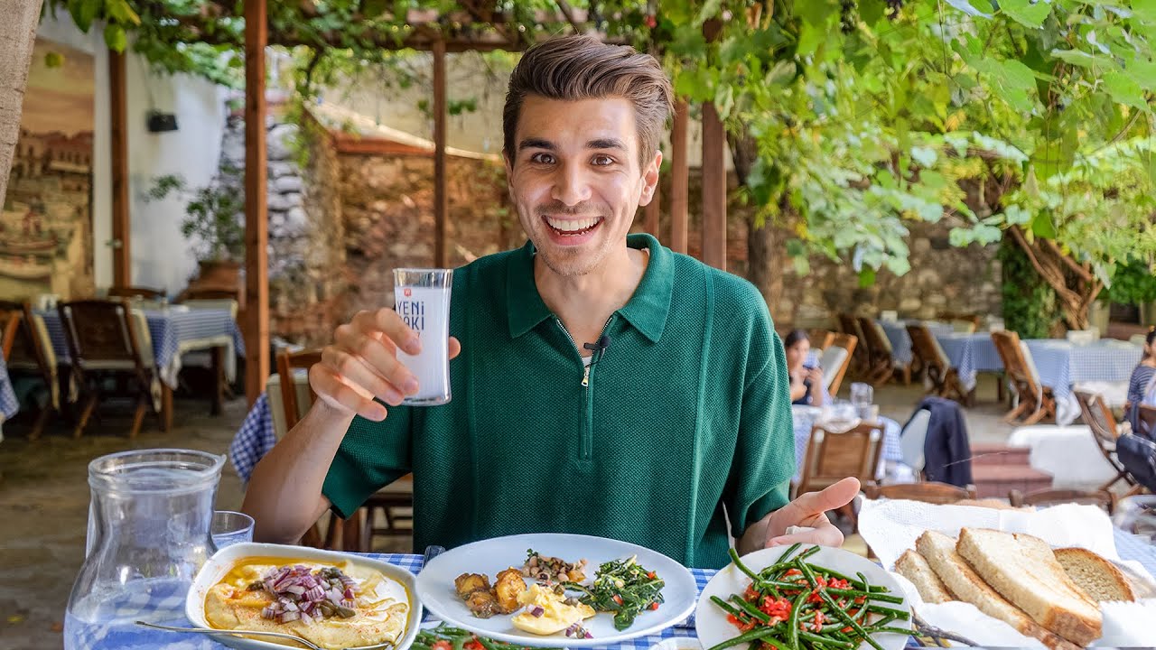 What They Really Eat in Türkiye (So Much More Than Just Kebab!)
