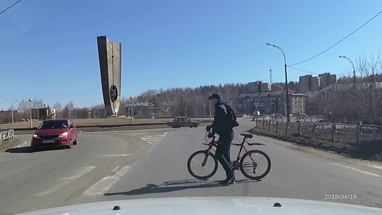 Запись из регистратора по улицам Новоуральска.