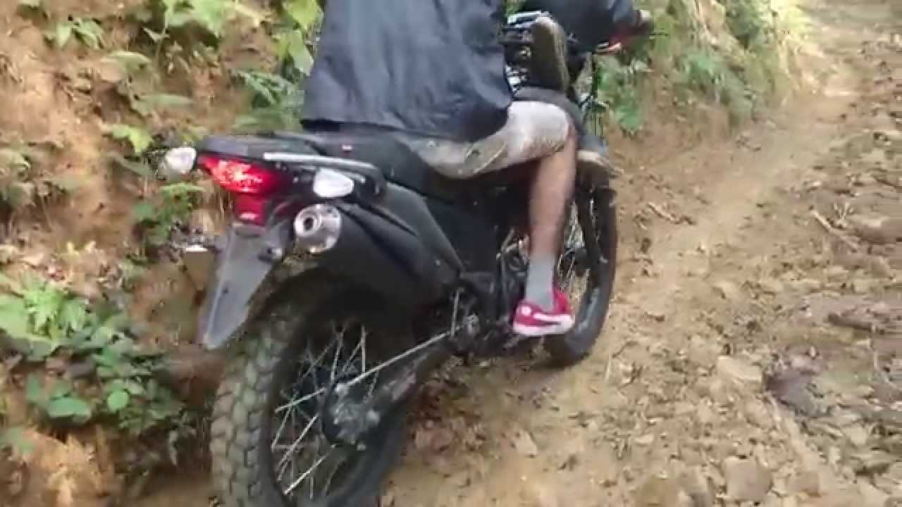 Travesía con AKT TT 150