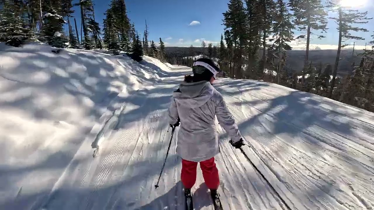 Sun Peaks Ski into Settlers Crossing Rambler to East village to Ausfart