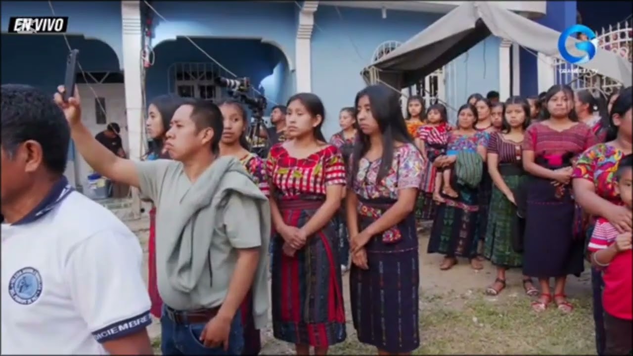 Los Seguidores de Jesús con el tema los Locos de la Ciudad