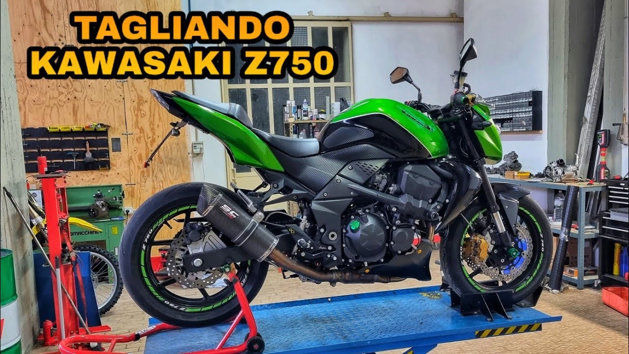 Come eseguire un tagliando completo al kawasaki z750