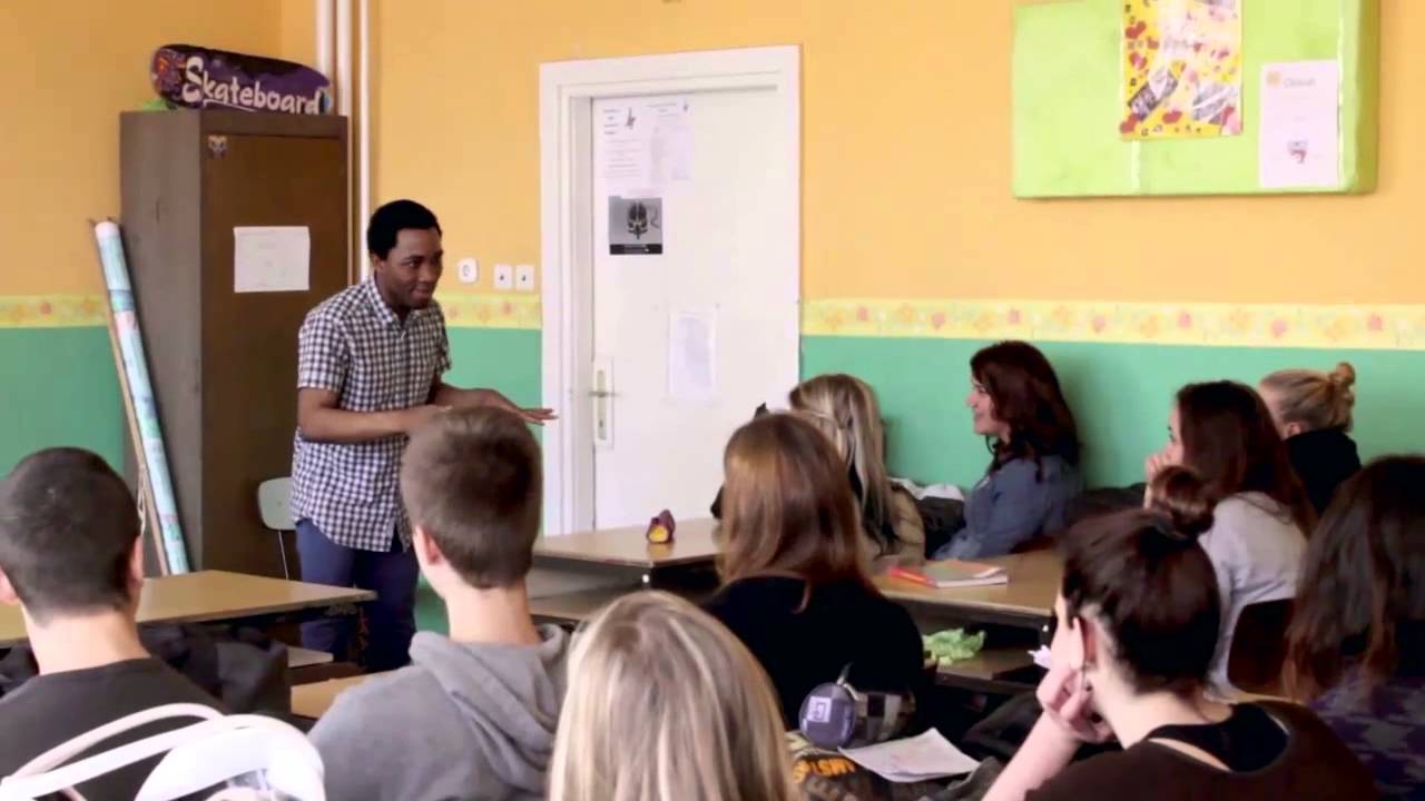 KDFG ÚJ CSEREDIÁK A DEÁKBAN: IDRIS BANGNAM
