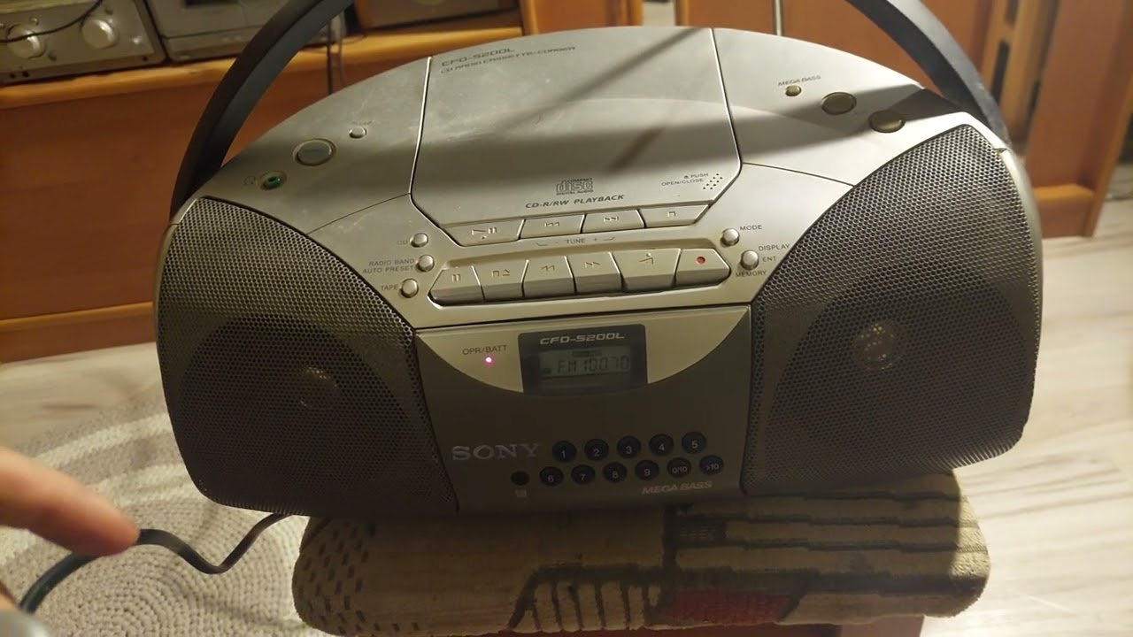 Panasonic ED50 vs Sony S200L, jak dużo brakuje jednemu do drugiego