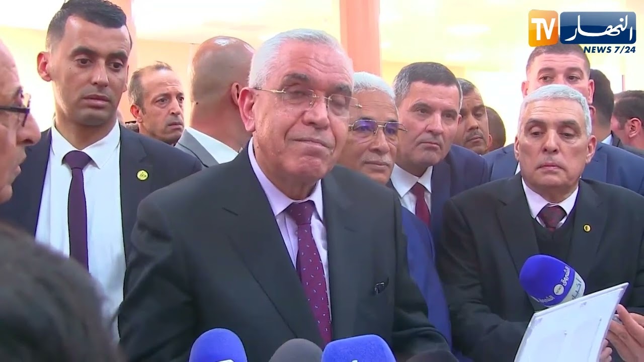 غرداية / وزير العدل في زيارة عمل وتفقد لهياكل قطاعه
