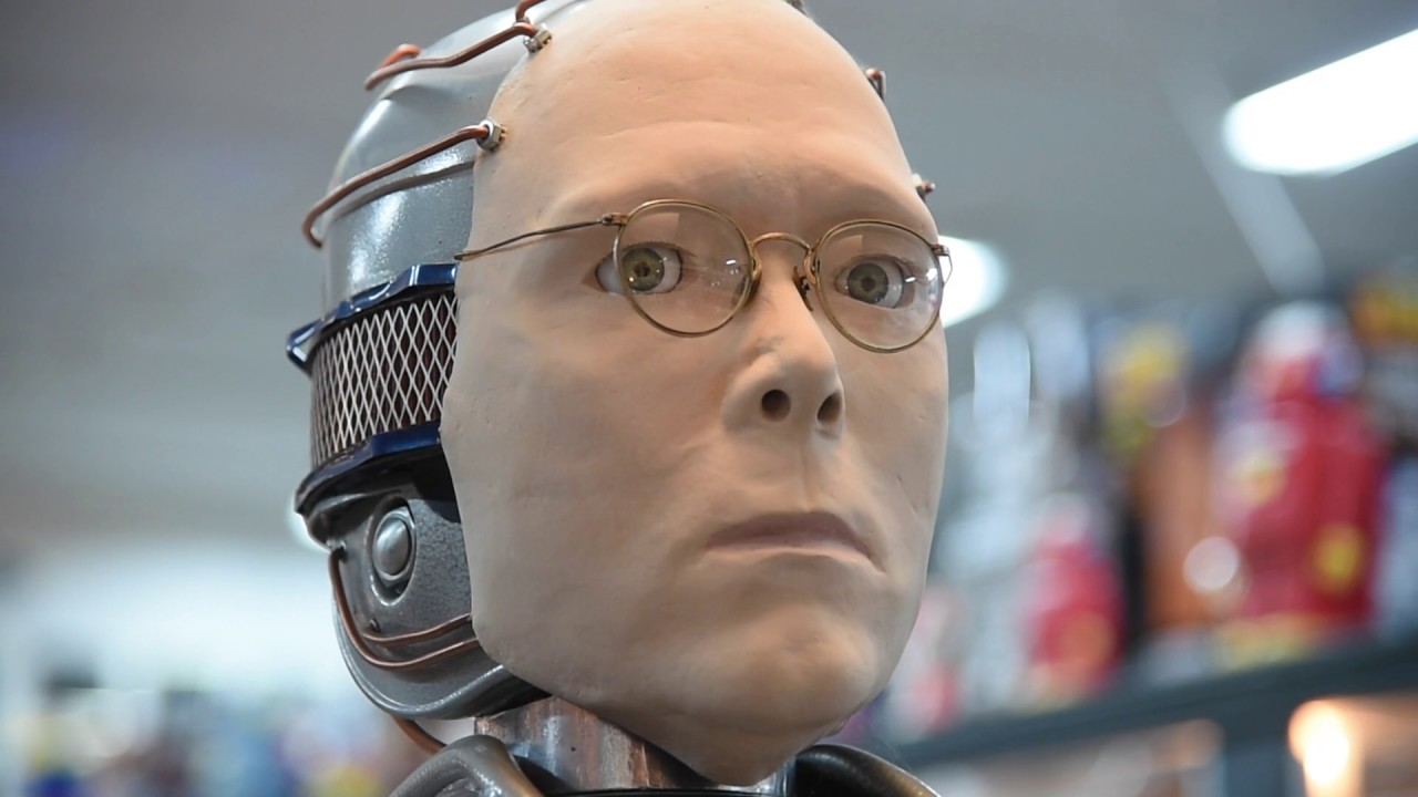 Recreating the age of robots past - John Rigg's Robot Hut Museum