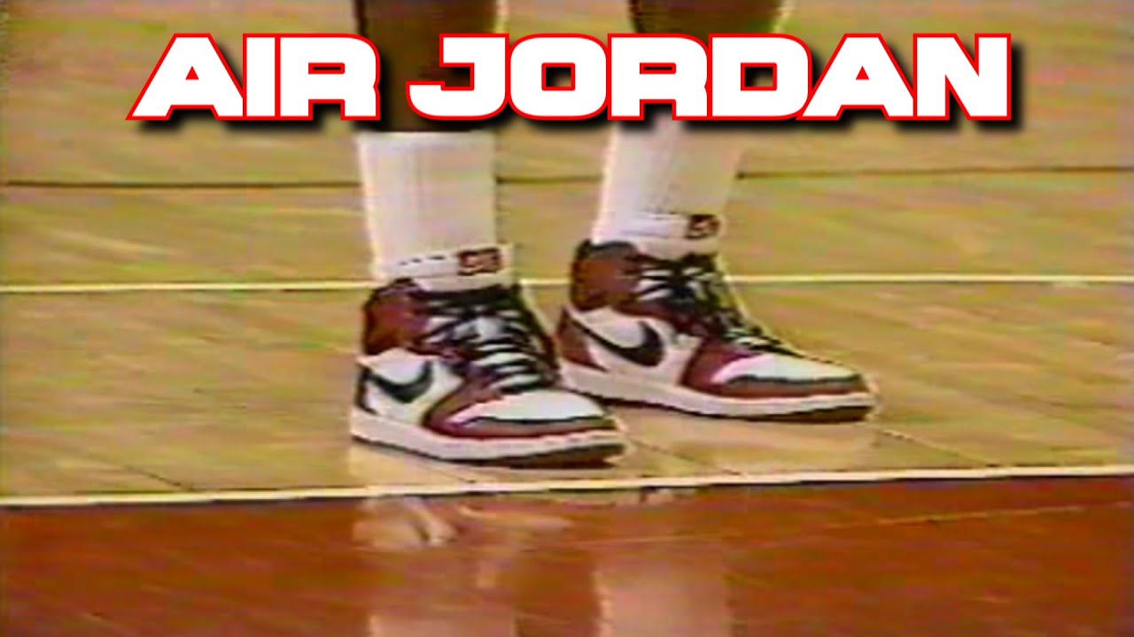 Rookie Michael Jordan vs Norm Nixon, Derek Smith - Air Jordan Takes Flight In His Air Jordan 1's