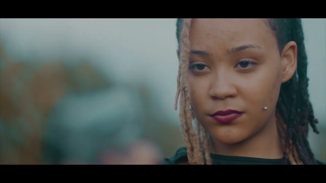 Esii - Nakangiwa (Official Music Video)