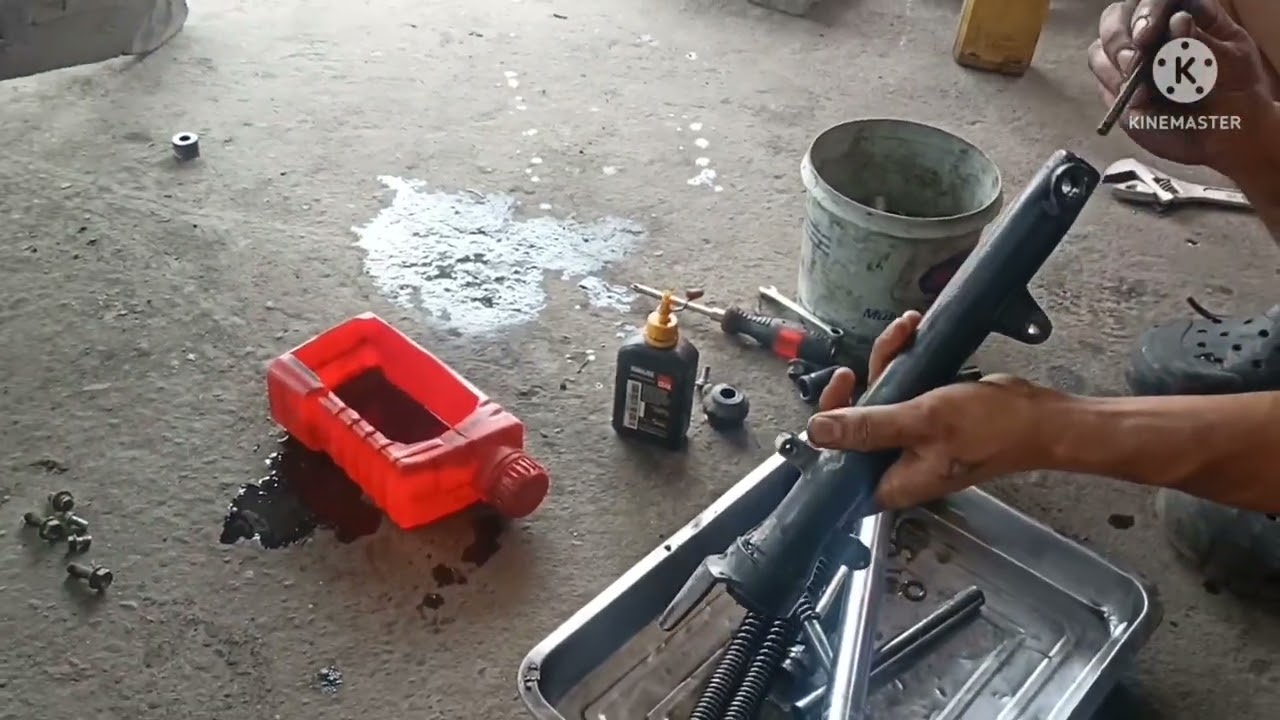How to Repair And Replace Fork Oil Suzuki FI 150