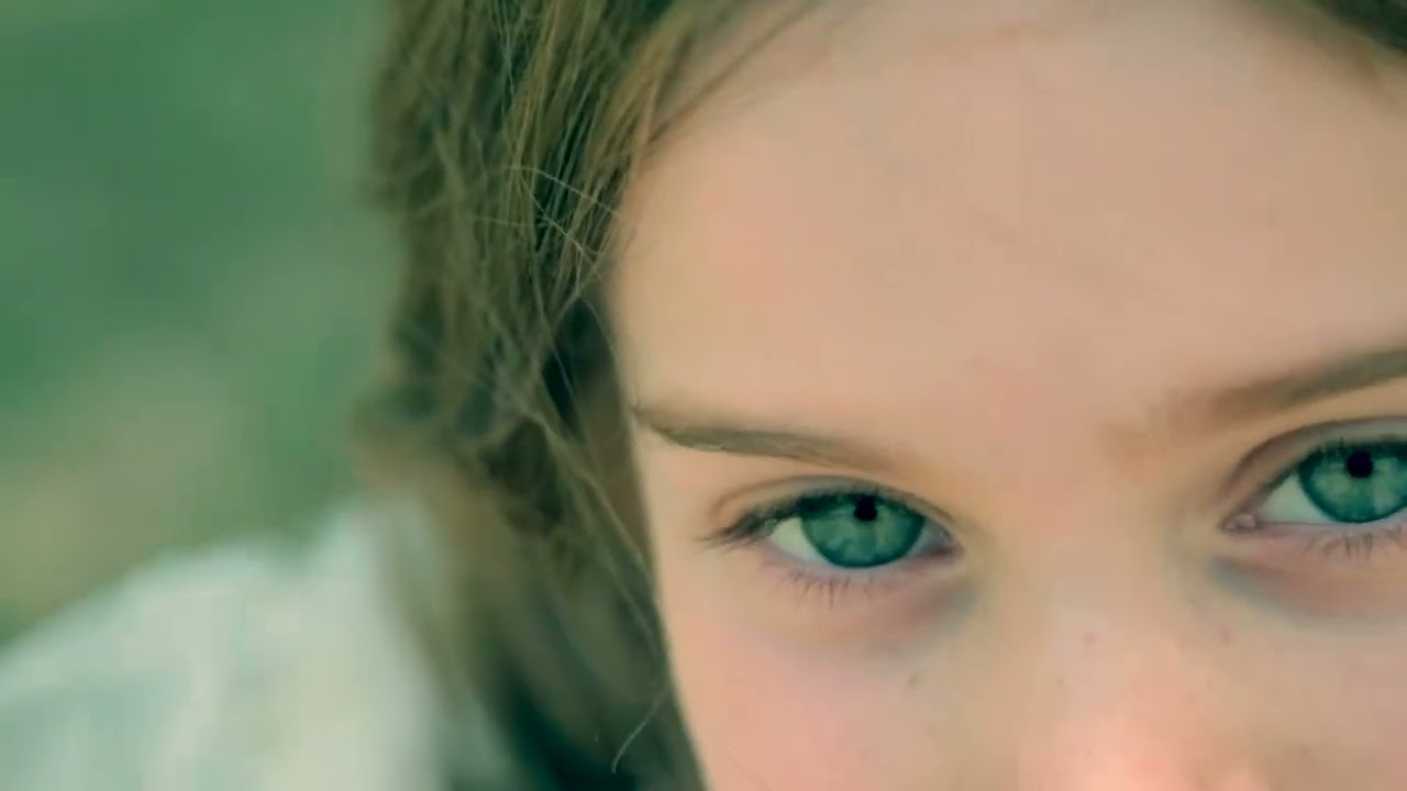 Sapphire Eyes